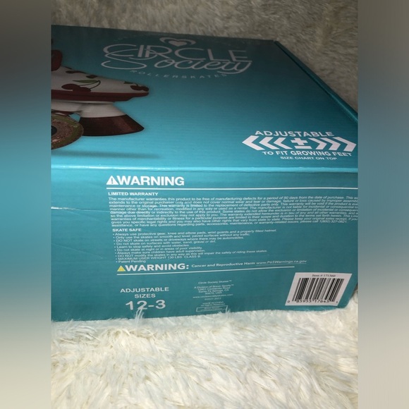 🍒Cherry Roller Skates - Circle Society girls 12-3 adjustable skates. NWT🍒 - Picture 7 of 14
